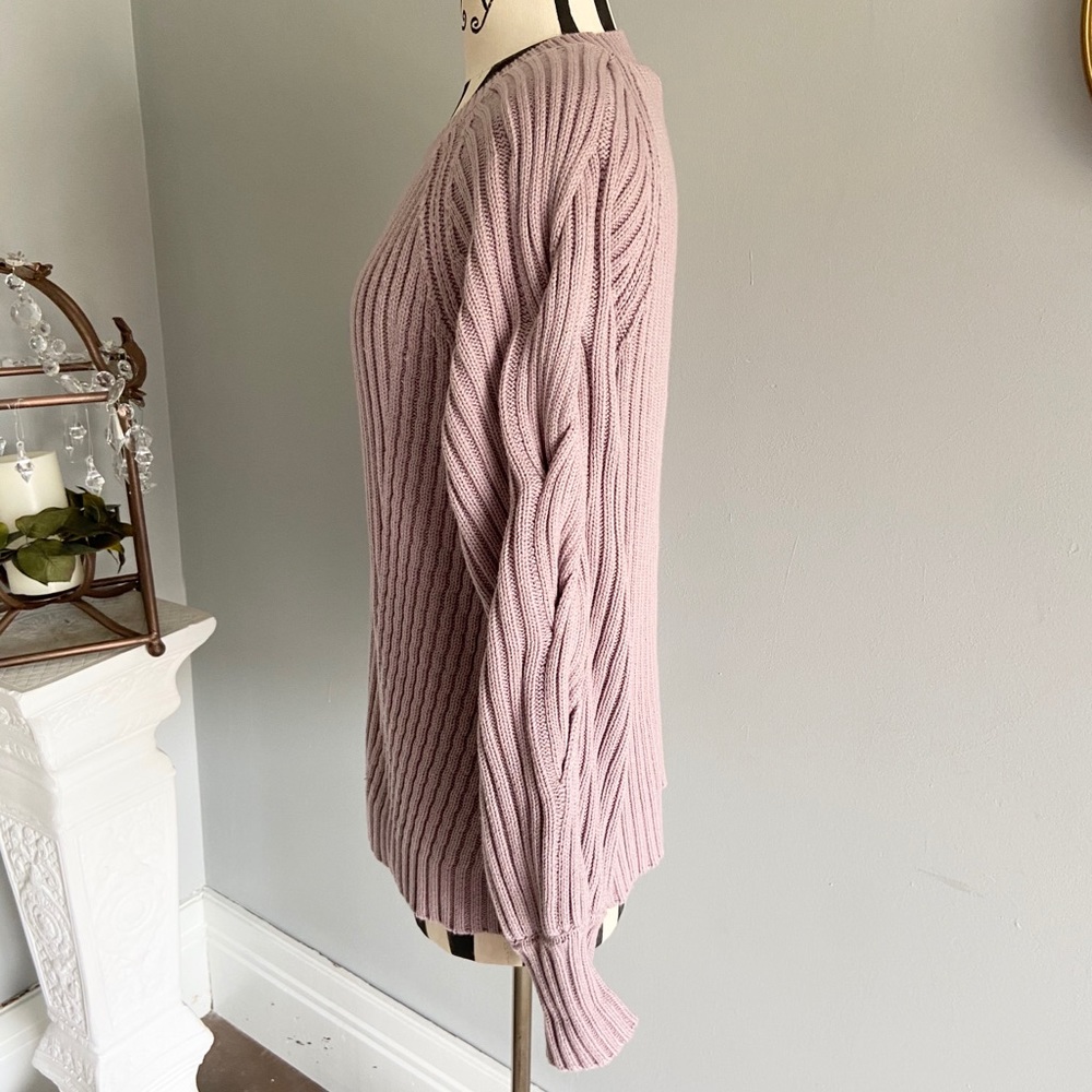 Simply Vera Wang lavender chunky sweater - Picture 2 of 11